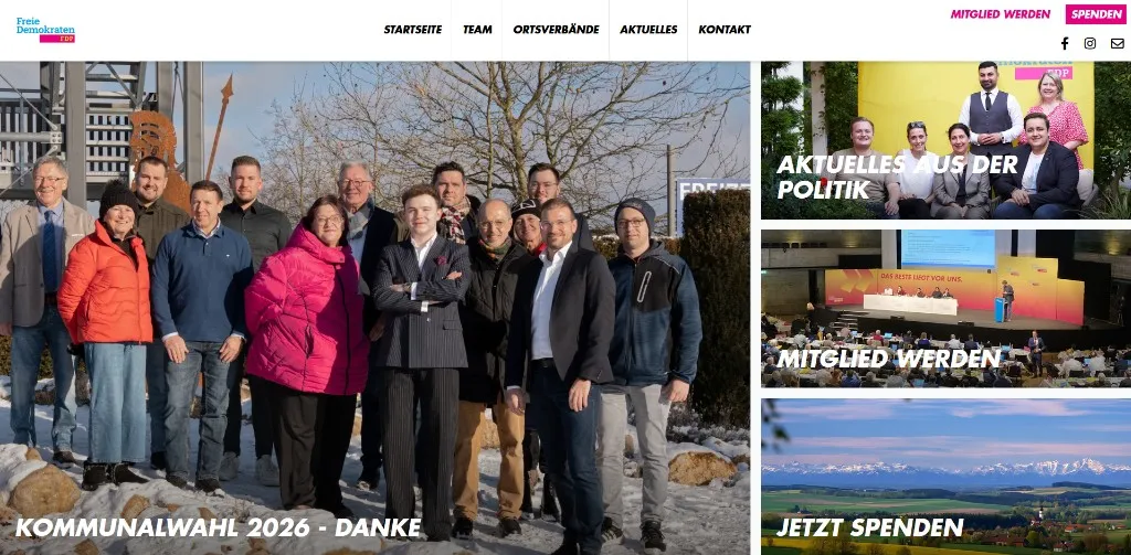 Startseite des FDP-Kreisverbands Passau-Land – Logo links, mittig die Navigation, rechts farbige Kacheln „Aktuelles aus der Politik", „Mitglied werden", „Jetzt spenden", linke große Kachel zur Kommunalwahl 2026.